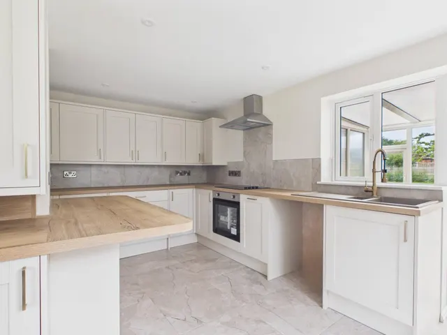 Hollywell Road, Alford, LN13, photo 3