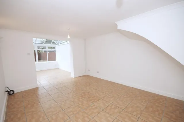 Chardonnay Close, New Duston, photo 3