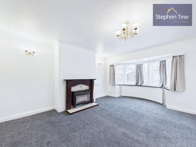 Balham Avenue, Blackpool, FY4, photo 2