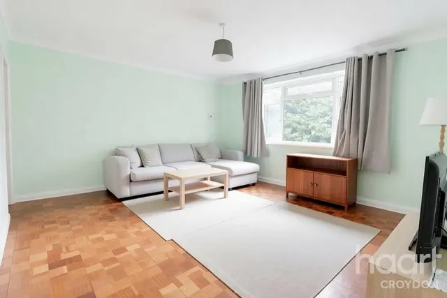 Waldronhyrst, CR2, photo 2