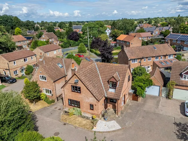 St. Matthews Court, Naburn, YO19, photo 1