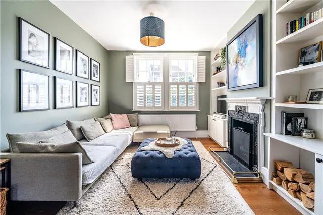 Photo 3 — Colne Road, Twickenham, TW2 6QN