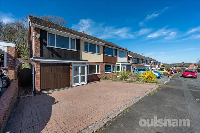 Vicarage Crescent, Redditch, Worcestershire, B97 4RP, photo 1