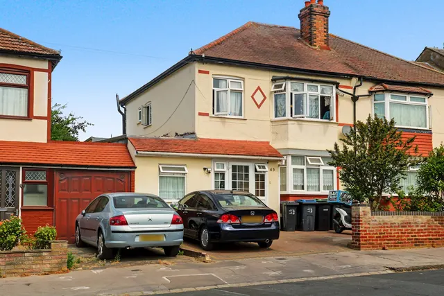 Georgia Road, Thornton Heath, CR7, photo 1