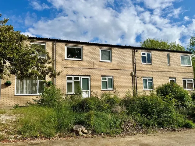 Downs Barn Boulevard, Downs Barn, Milton Keynes, Buckinghamshire, MK14 7LB, photo 1