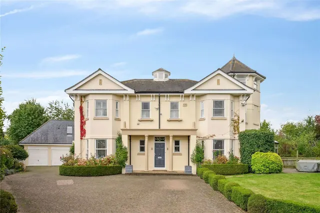6 bedroom house — Burges Grove, Barnes, London, SW13 8BG