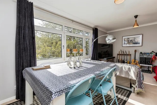Paddockhall Road, Haywards Heath, photo 1