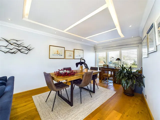 Bridge Street, Christchurch, BH23, photo 2