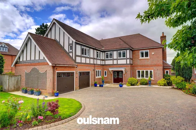 Lord Austin Drive, Marlbrook, Bromsgrove, Worcestershire, B60 1RB, photo 1