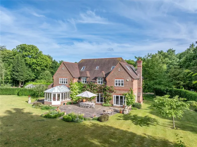 6 bedroom house, Kings Drive, Midhurst, GU29