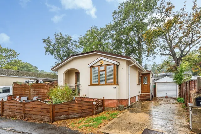 Sycamore Crescent, Radley, OX14, photo 1