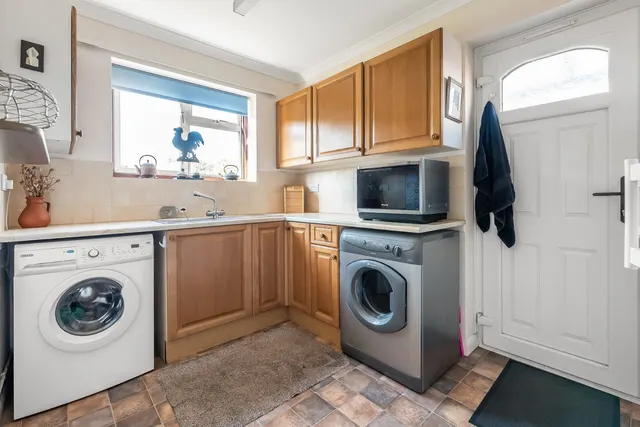Charlock Way, Burpham, GU1, photo 3