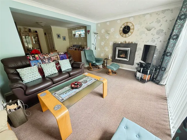 Link Rise, Corfe Mullen, BH21, photo 3
