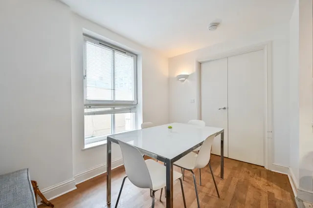 Photo 2 — Flat 304 Dryden Building, 37-39 Commercial Road, London