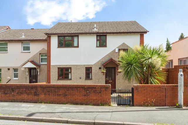 Old Chester Road, Birkenhead, photo 1