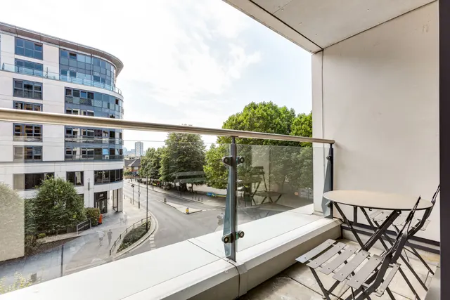 Townmead Road, London, SW6, photo 1