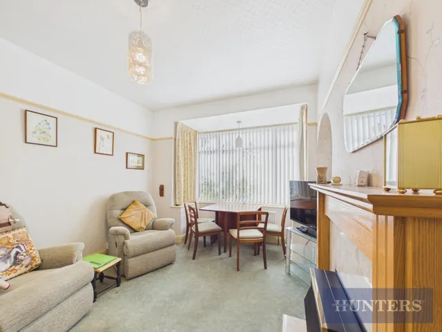 Throxenby Lane, Scarborough, YO12, photo 2