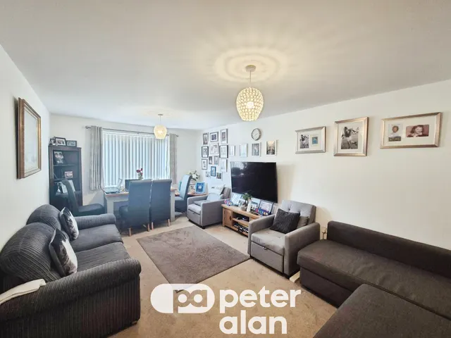 Jubilee Way, Newport, NP10, photo 2