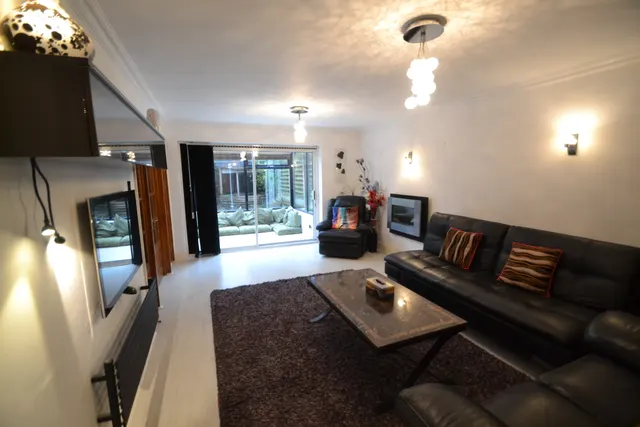Harrisons Green, Birmingham, B15, photo 3