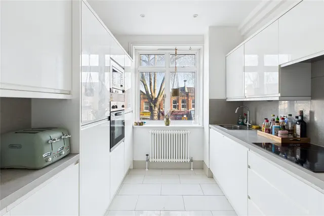 Peabody Estate, Rosendale Road, London, SE24, photo 1