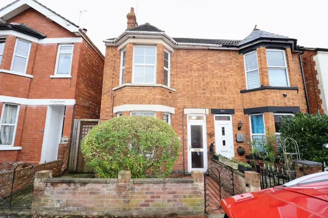 Western Road, Bletchley, Milton Keynes, Buckinghamshire, MK2 2PR, photo 1
