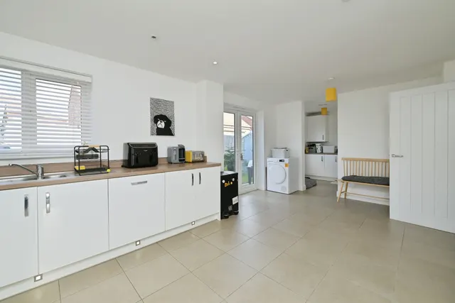 Stafford Way, Market Harborough, LE16, photo 3