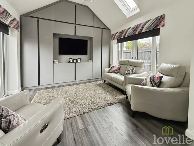 Windermere Avenue, North Hykeham, LN6, photo 3