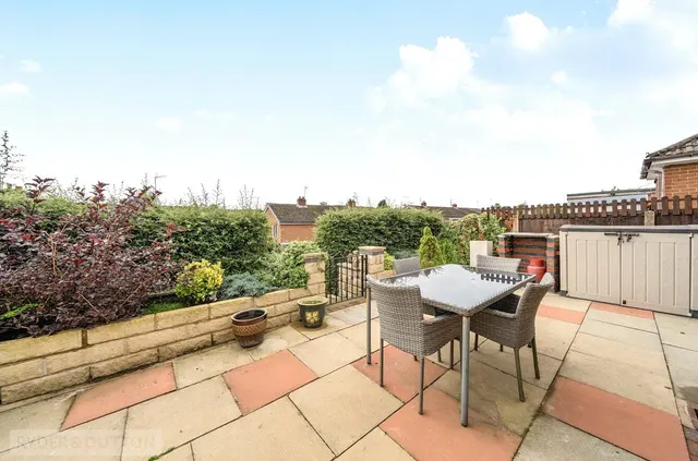 Rishworth Rise, High Crompton, OL2, photo 3