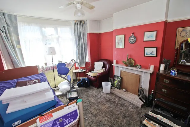 Kings Road, Flitwick, photo 2