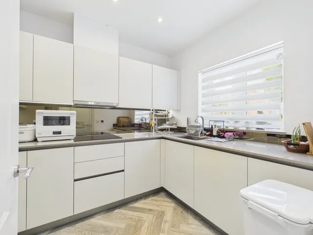 Barberry Road, High Wycombe, HP10, photo 3