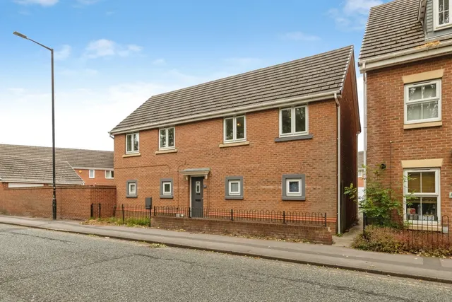Maddren Way, MIDDLESBROUGH, Cleveland, TS5, photo 1