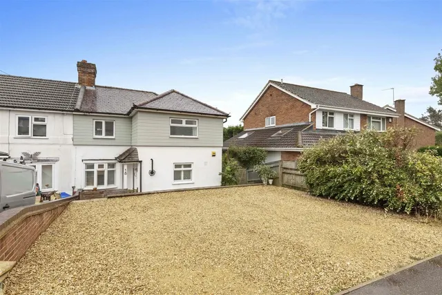 Littleworth Road, Downley, HP13, photo 1