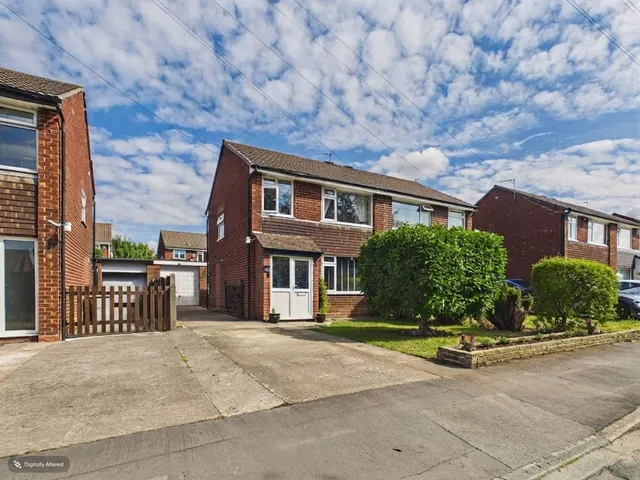 Marley Road, Poynton, SK12, photo 1