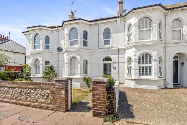 Westcourt Road, Worthing, photo 1