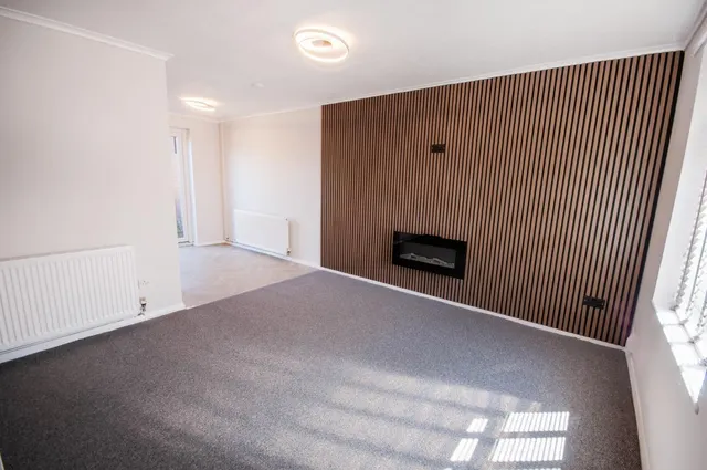 Stand Lane, Radcliffe, Manchester, M26 1JR, photo 1