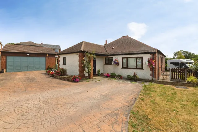 Intake Lane, Stanley, Wakefield, photo 1