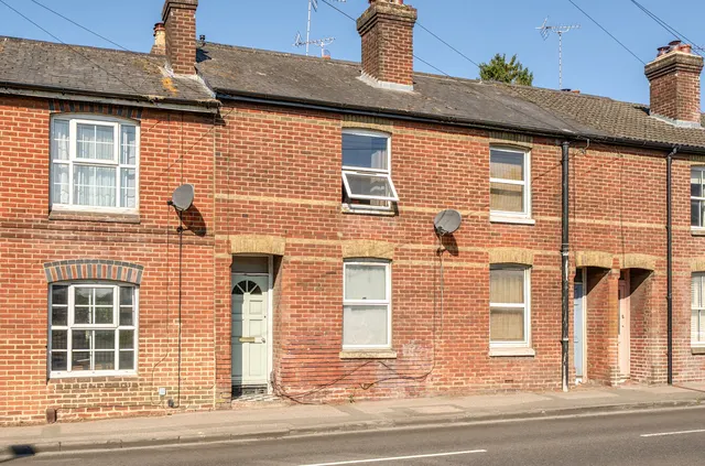 Bar End Road, Winchester, SO23, photo 1