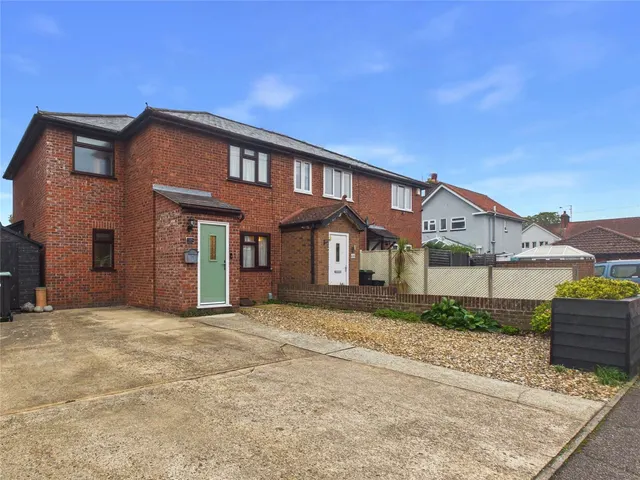 Ratcliffe Road, Colchester, CO3, photo 1