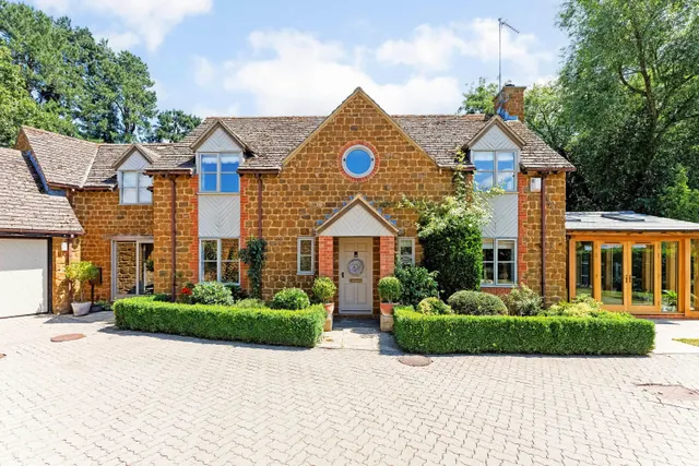 Hogg End, Chipping Warden, OX17, photo 1