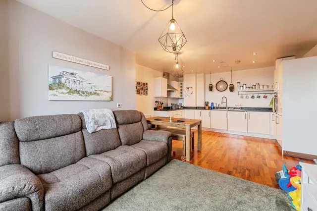 Southchurch Avenue, Southend-on-Sea, SS1, photo 2