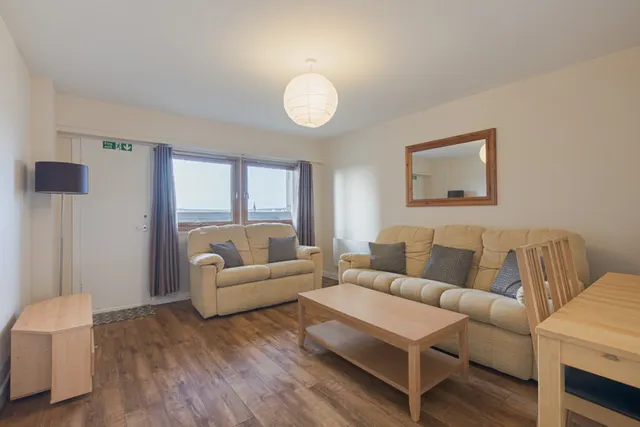 Hutcheon Court, Aberdeen, AB25, photo 2