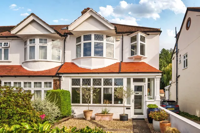 Altyre Way, Beckenham, BR3, photo 1