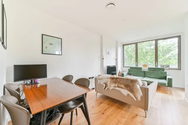 Photo 2 — Apartment 308, 1 Camberwell Passage, London