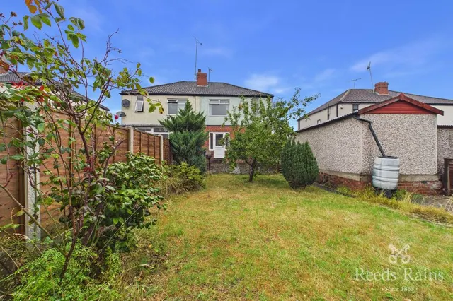 Photo 2 — Whitehall Road, Leeds, West Yorkshire, LS12