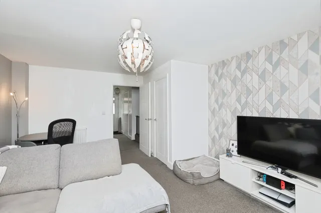 Photo 3 — Albion Close, Houghton Le Spring, Tyne and Wear, DH4