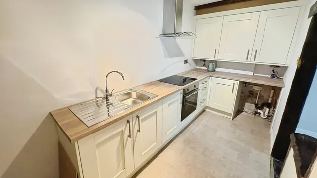 Photo 3 — Riddlesden, Keighley, West Yorkshire