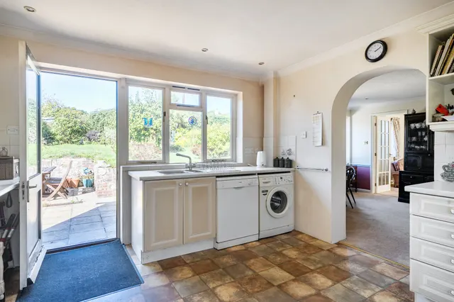 Oakfield, Lodsworth, GU28, photo 2