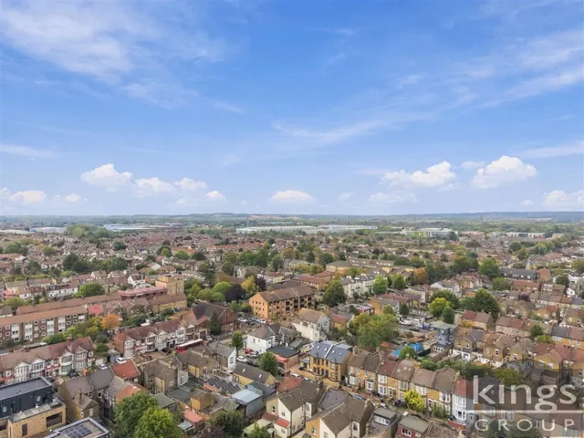 Rotherfield Road, Enfield, photo 2