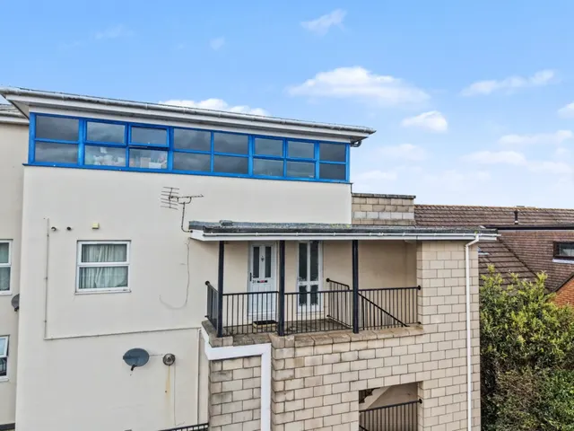 The Mazions, 351 Ringwood Road, photo 1