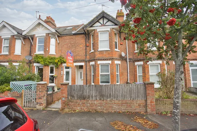 Morehall Avenue, Cheriton, CT19, photo 1